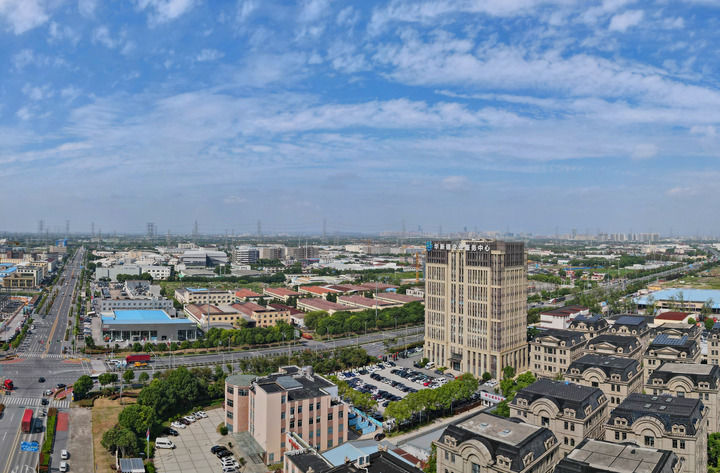 1740969843227546.jpg 2.jpg