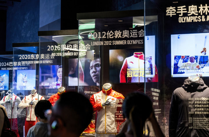 1740969863555355.jpg 4.jpg